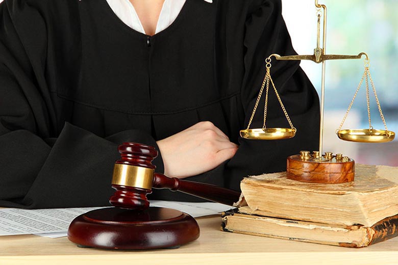 رئاسة المرأة الكويتية للدوائر الجزائية تمهّد لتوسيع مهامها في القضاء
